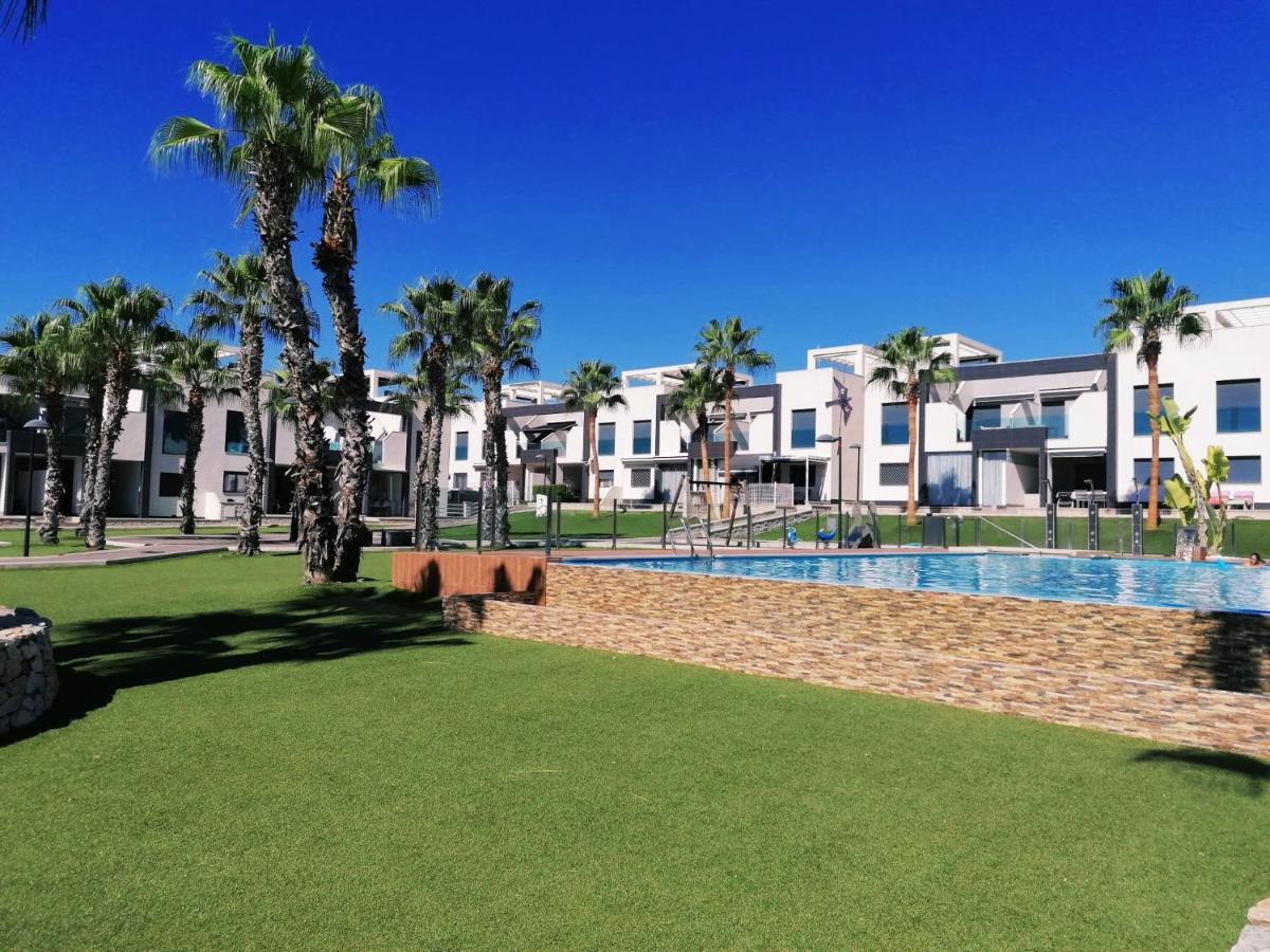 Bright Bungalow Oasis Beach La Zenia オリウエラ エクステリア 写真