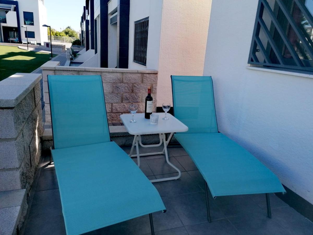 Bright Bungalow Oasis Beach La Zenia オリウエラ エクステリア 写真